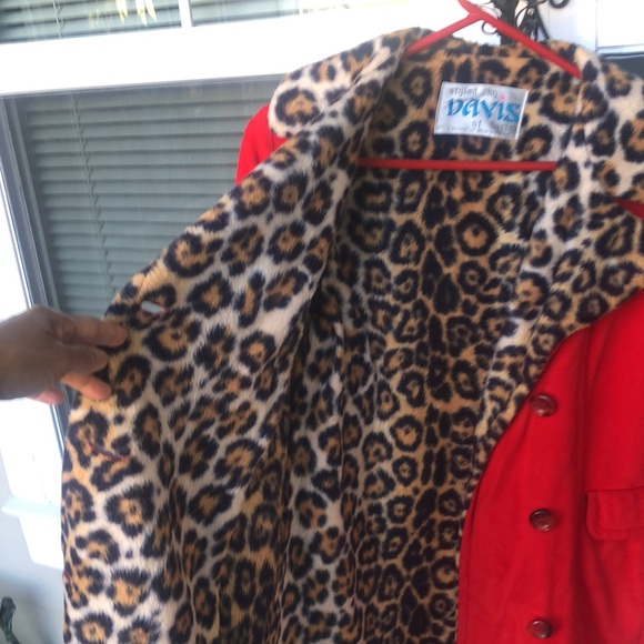 Stylish Red Doubled Breasted Pea Coat with Leopard Trim - Picture 12 of 16